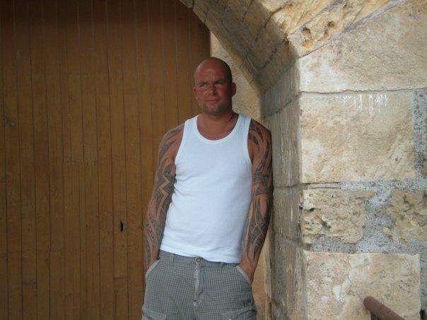 Mand bissen007 billede 1