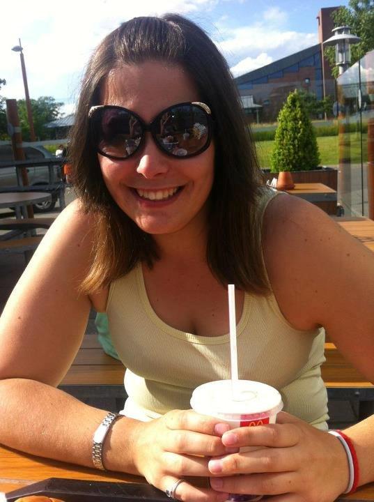 Kvinde Line - Sådan nydes sommersolen i Næstved. billede 6