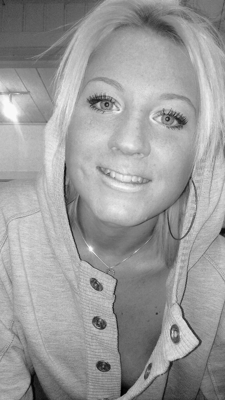 Kvinde Julie billede 6