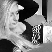 Kvinde Julie