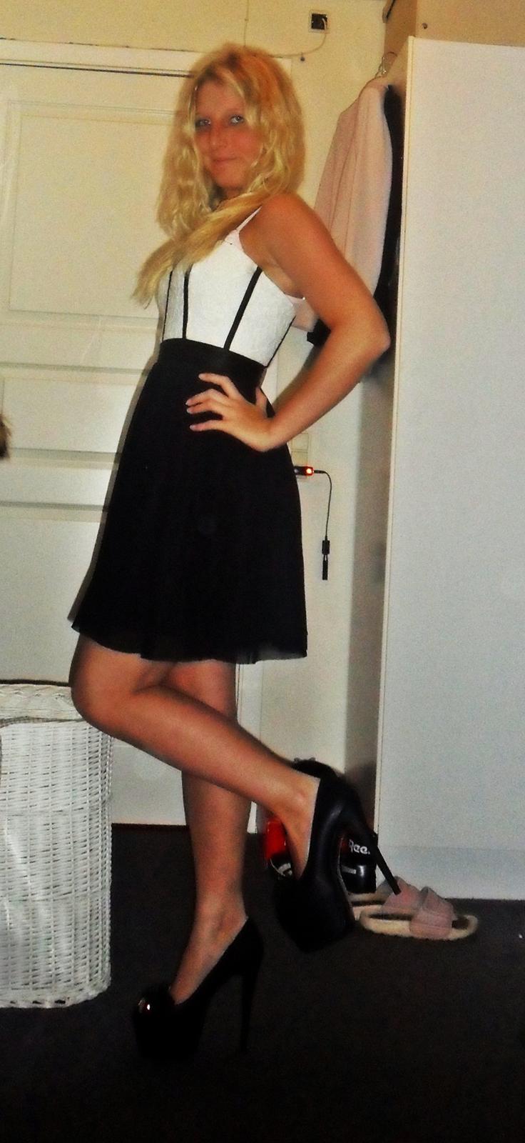 Kvinde Mia Sørensen - live your life and smile :) foto: Line Lindegaard billede 13