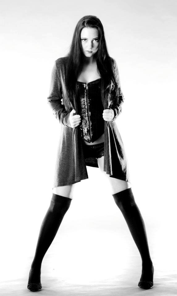 Kvinde Julie Kit - Fotograf: Henrik Lange billede 15