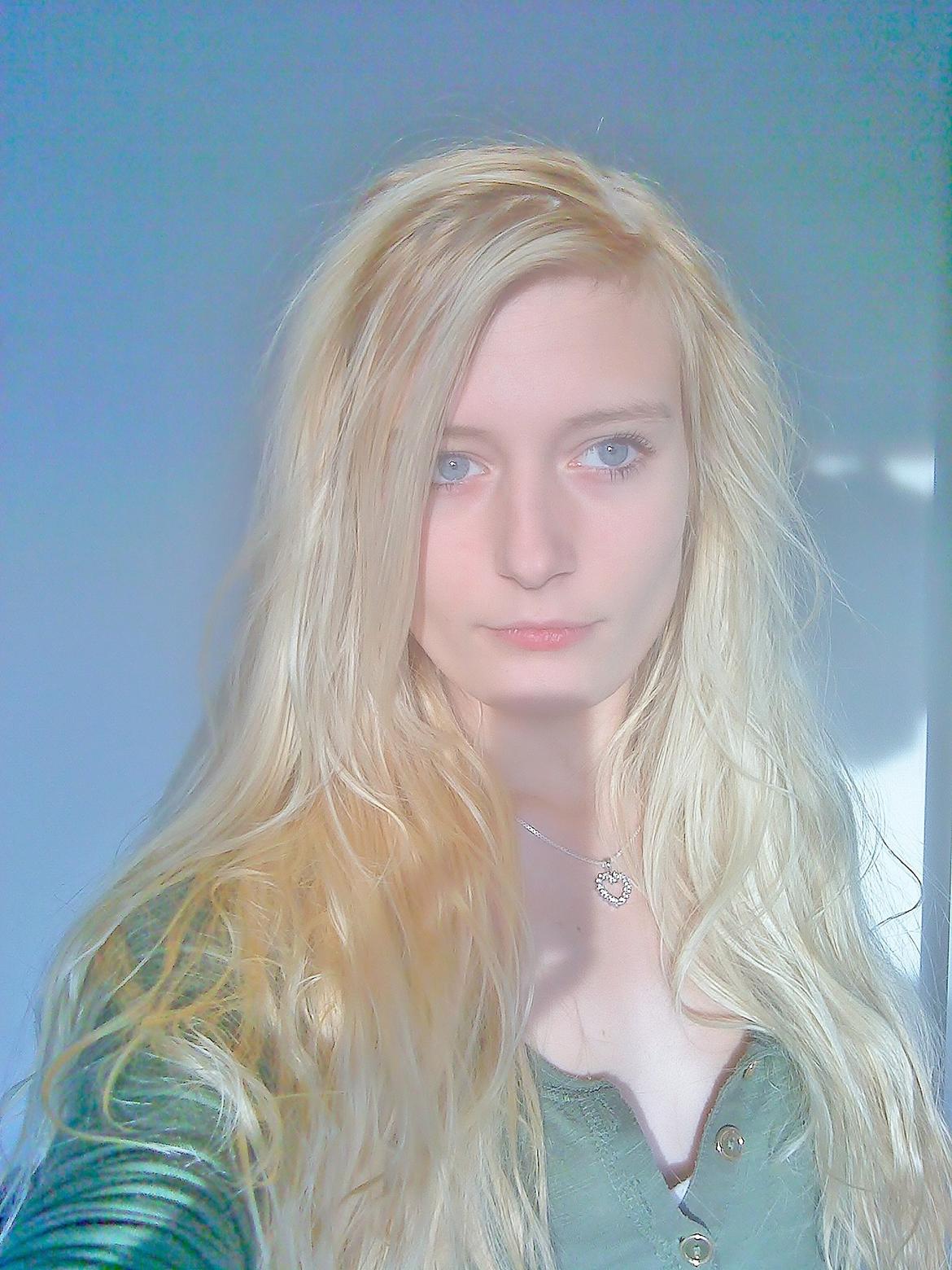 Kvinde Julie billede 6