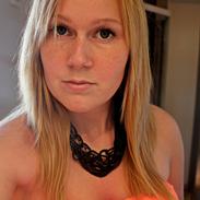 Kvinde Louise