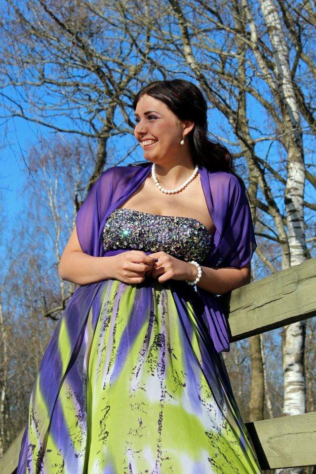 Kvinde Lenette - # Prom 2013. billede 2