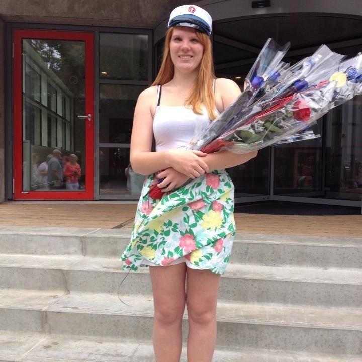 Kvinde Simone Bell billede 4