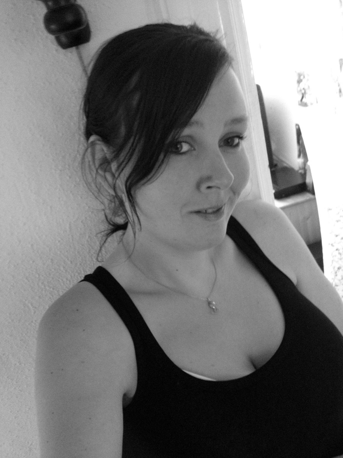 Kvinde Celinah - Juni 2012
 billede 3