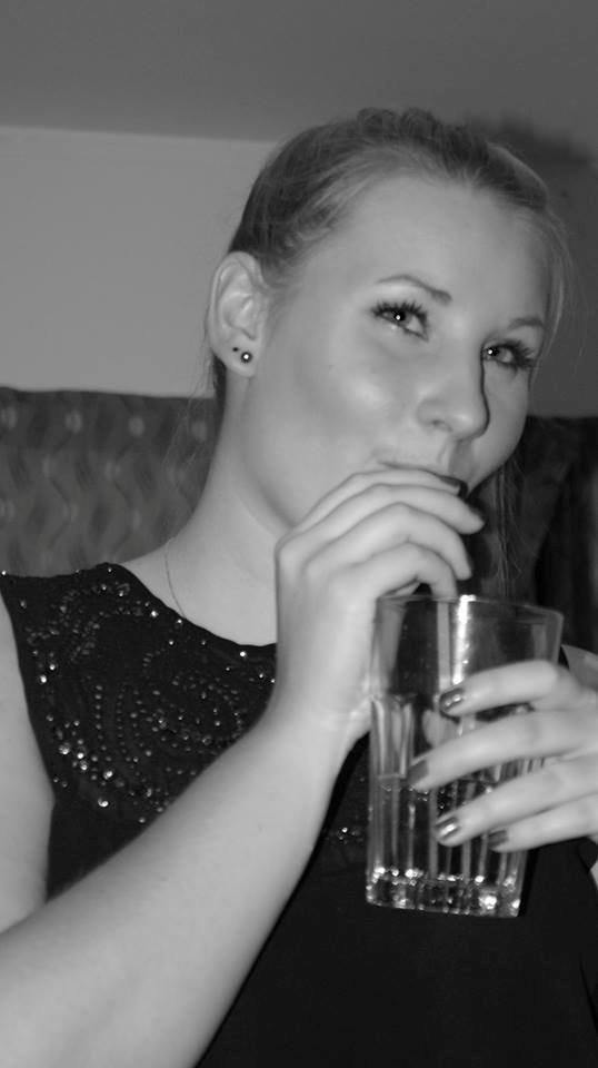 Kvinde Michelle Pia - NYT billede 3