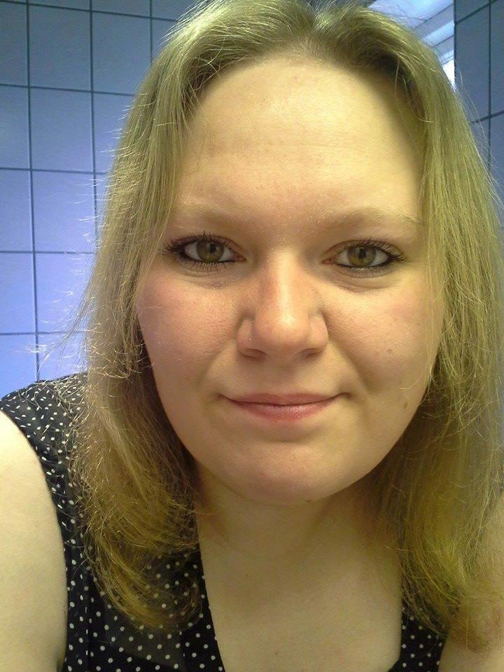 Kvinde Lotte - April 2014 billede 9