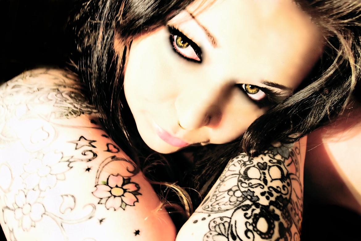 Kvinde Iza billede 3