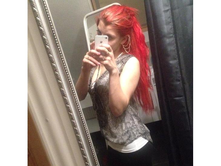 {{currentPhoto.altText}} billede {{currentPhoto.number}}