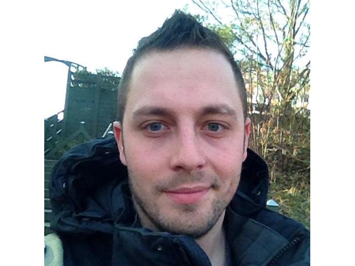 {{currentPhoto.altText}} billede {{currentPhoto.number}}