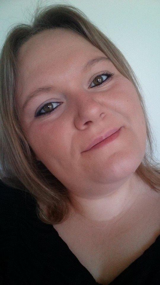 Kvinde Lotte - April 2015 billede 2