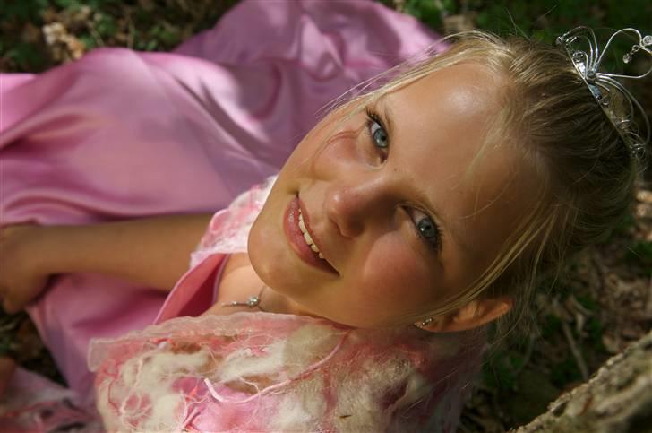 Kvinde Mathilde Agermose - min komfirmation  billede 11