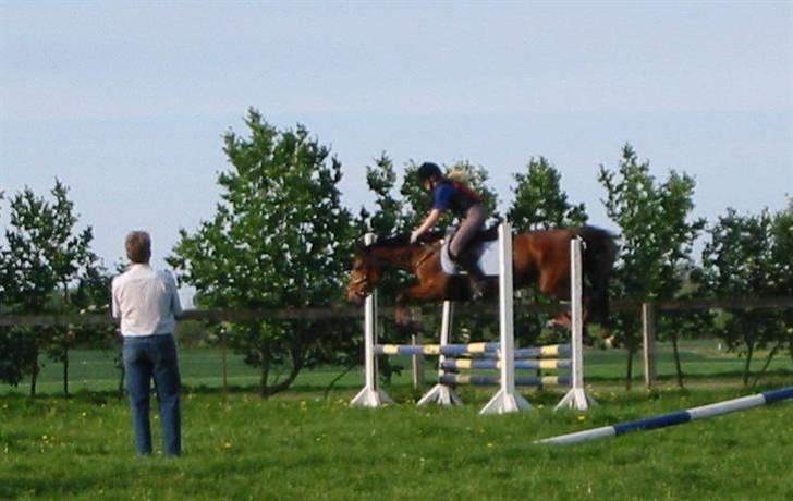 Kvinde Pernille - og vi springer igen :D billede 12