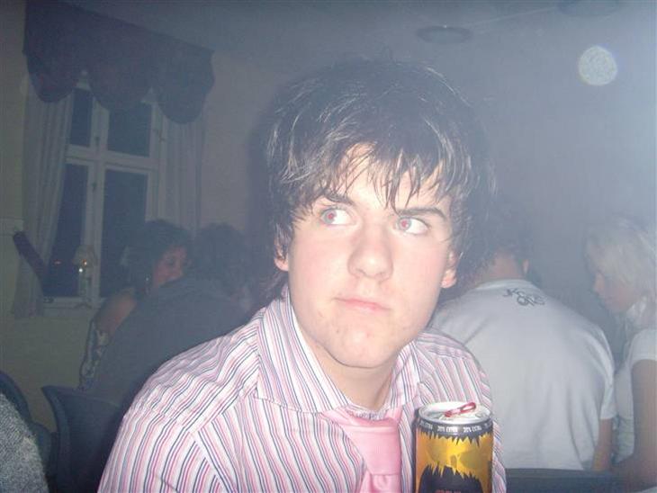 {{currentPhoto.altText}} billede {{currentPhoto.number}}