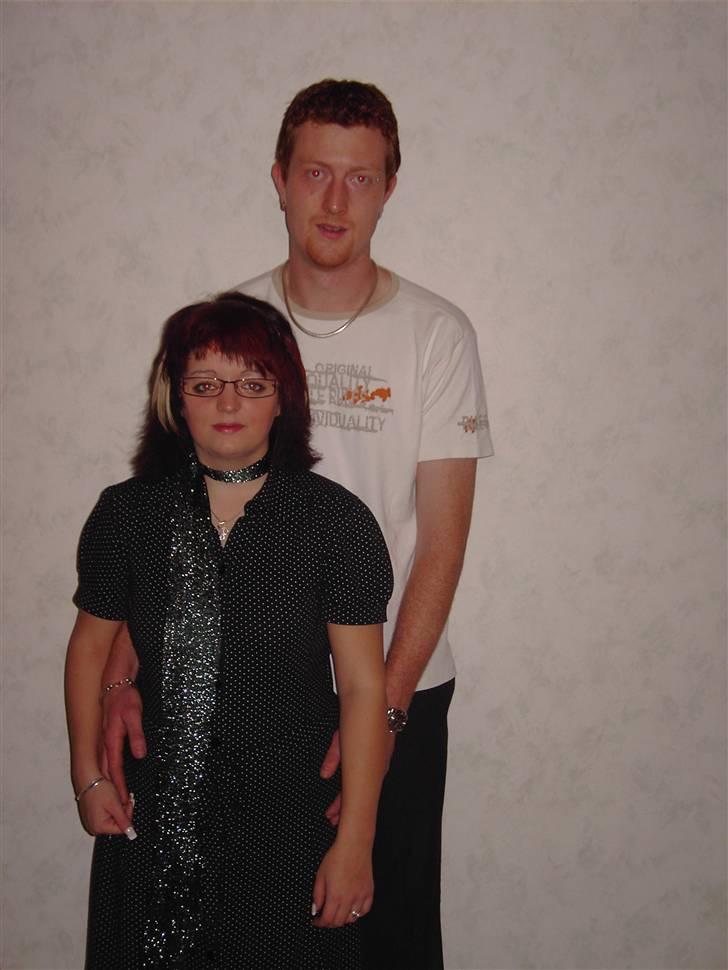 Kvinde Anita - mig og min forlovede..  billede 5
