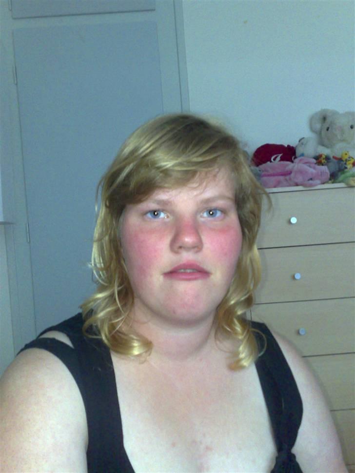 Kvinde Moi... - Min Kæreste siger jeg ser nuttet ud her på :).... billede 6