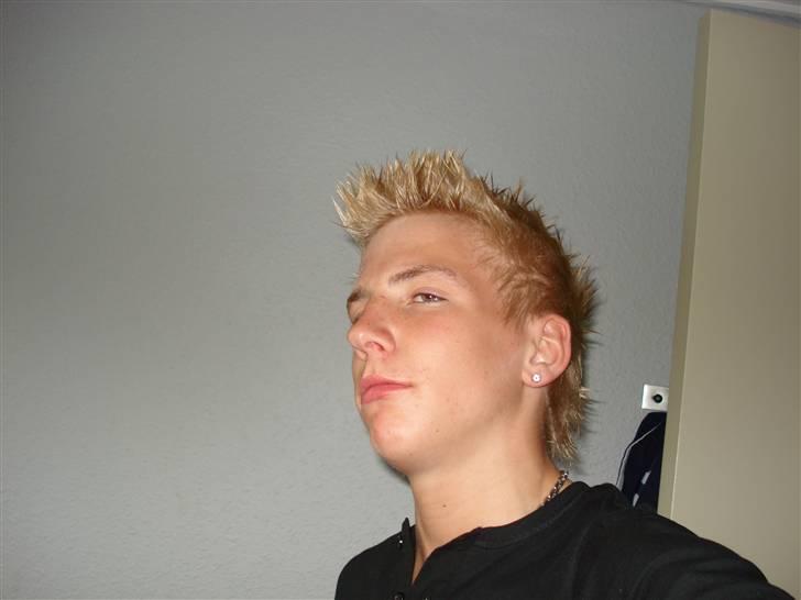 Mand Ole Riber - Ja det er så mig, han ser dælme selvglad ud hva.. :D billede 1