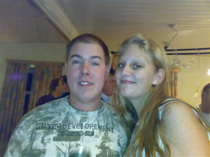 Kvinde Mette - Mig og kæresten billede 2