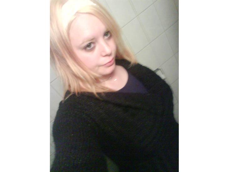 {{currentPhoto.altText}} billede {{currentPhoto.number}}