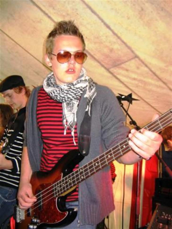 Mand Emil Sylvester - Just keep on Rockin´ billede 3