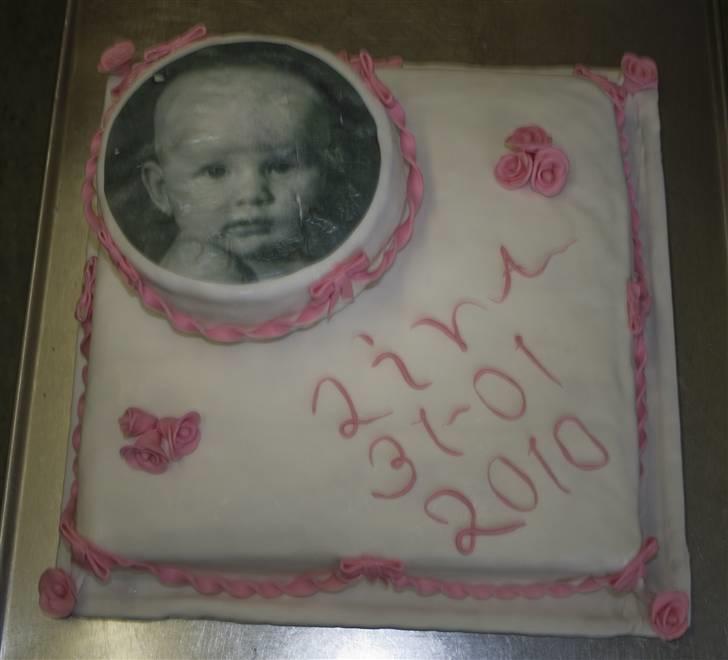 Liva's dåbskage * min første fondant kage * billede 1