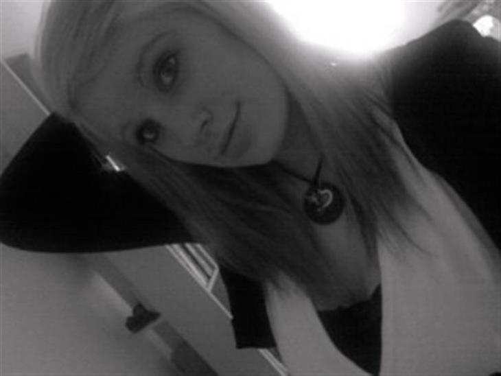 {{currentPhoto.altText}} billede {{currentPhoto.number}}