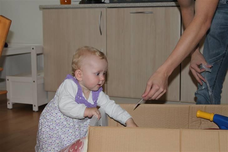 Cecilie`s 1 års fødselsdag. billede 2