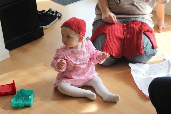 Cecilie`s 1 års fødselsdag. billede 12