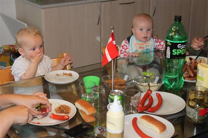 Cecilie`s 1 års fødselsdag. billede 15