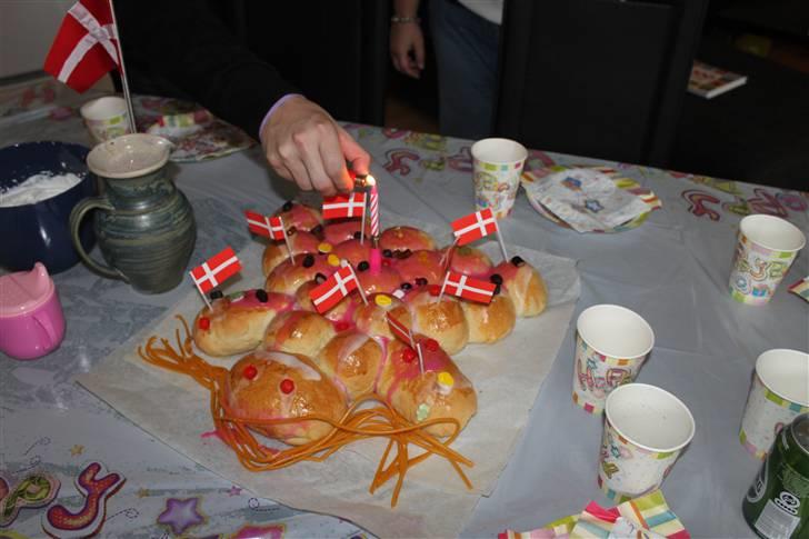 Cecilie`s 1 års fødselsdag. billede 21