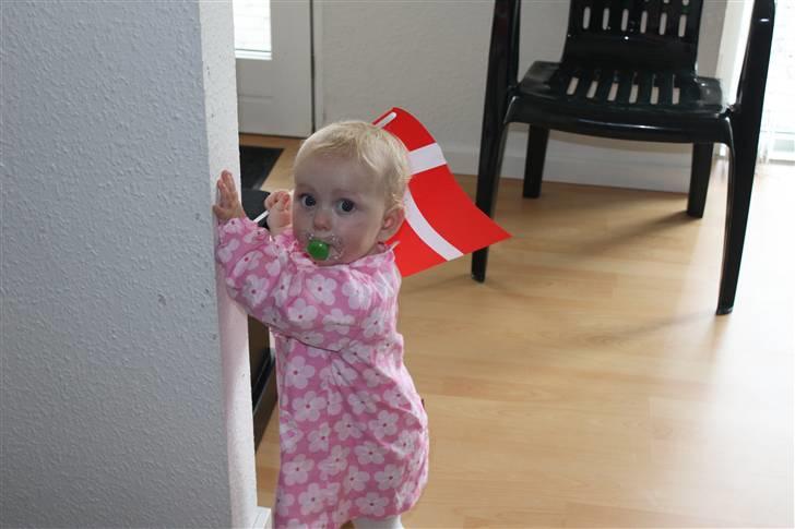 Cecilie`s 1 års fødselsdag. billede 25