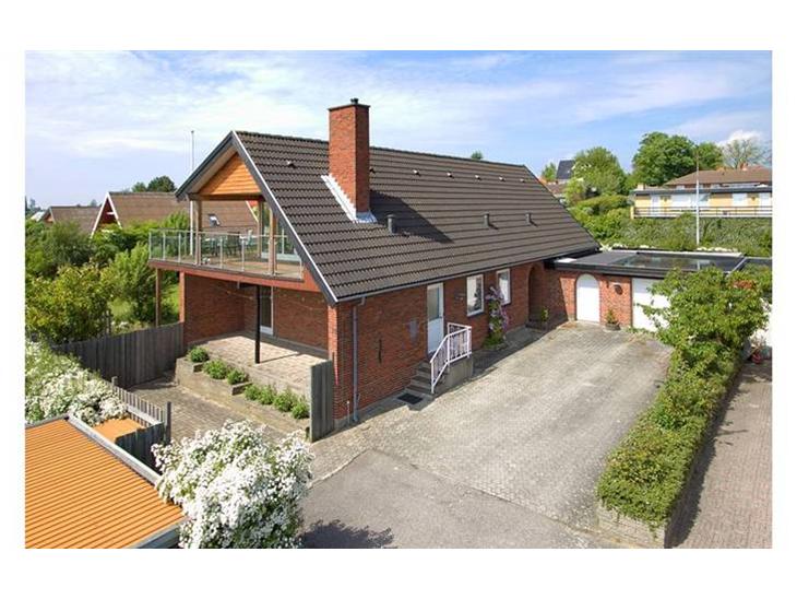 {{currentPhoto.altText}} billede {{currentPhoto.number}}