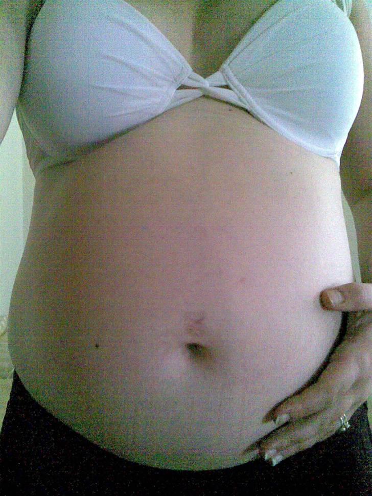 Gravid billeder - Mavsen uge 25+5 :) billede 8