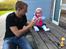 Nicolina 7mdr  - Brian ("far") sammen med Nicolina til sommer fest i søsters dagpleje..