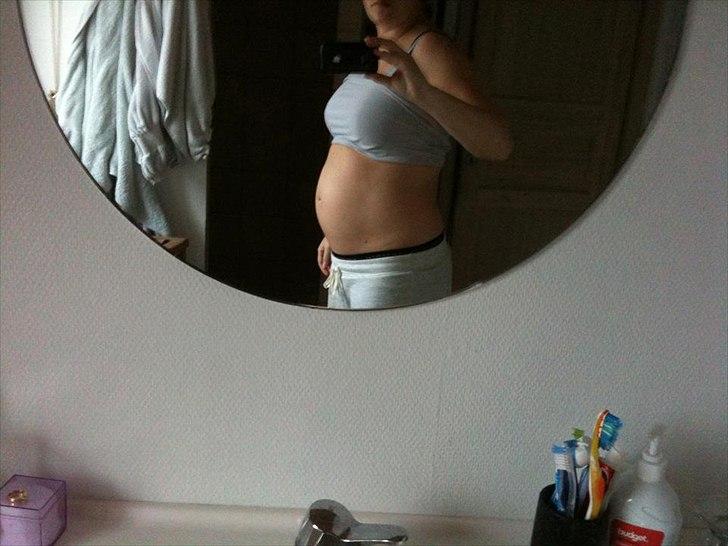 Min graviditet <3 - 23+4 taget den 29 november.  billede 28