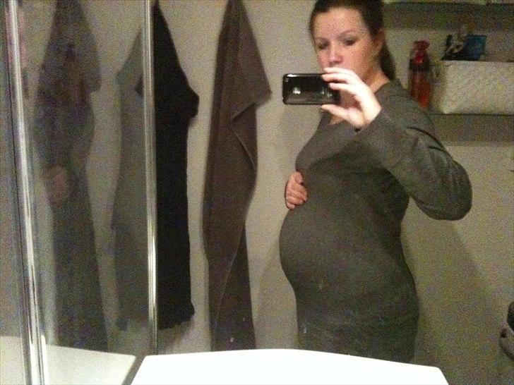 Min graviditet <3 - 25+1 taget den 10 december 2011 billede 30