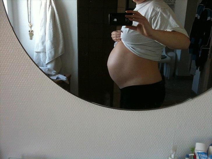 Min graviditet <3 - 33+0 taget fredag den 3. februar :)  billede 39