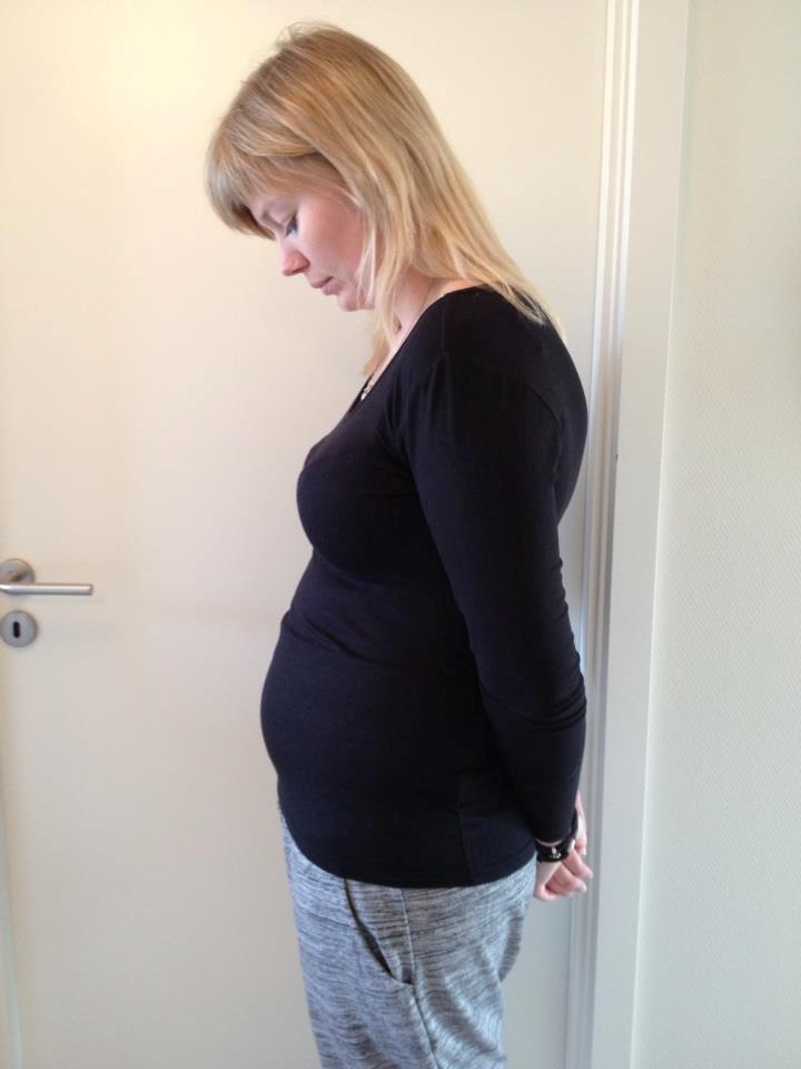 Min graviditet med tvillingerne <3 - 9+0.
Har indtil videre tabt 1,3 kg. siden jeg blev gravid. billede 11