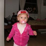 Pige Nadia Svana Hammer