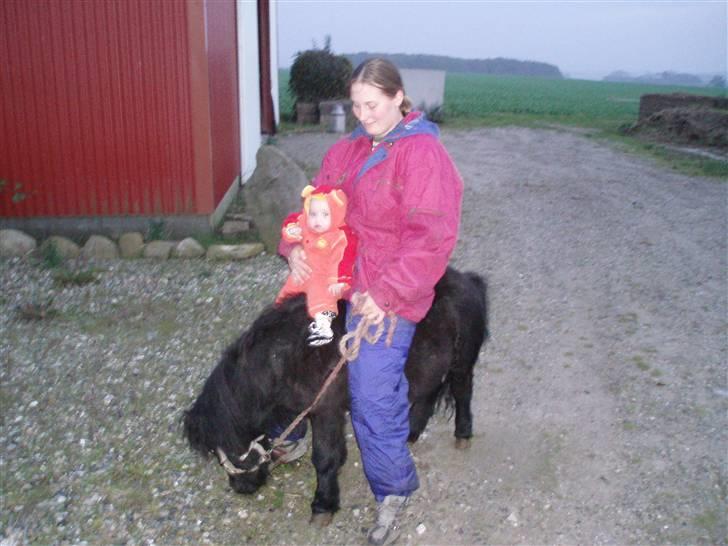 Pige Mathilde Caroline billede 11