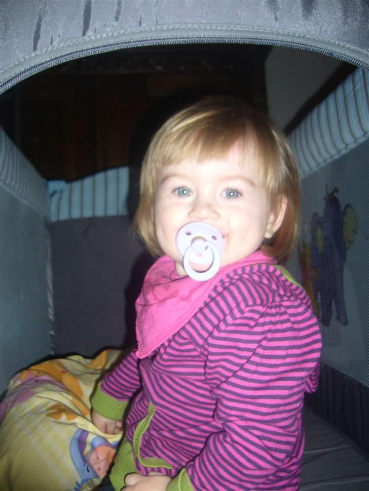 Pige Amalie Melanie billede 14