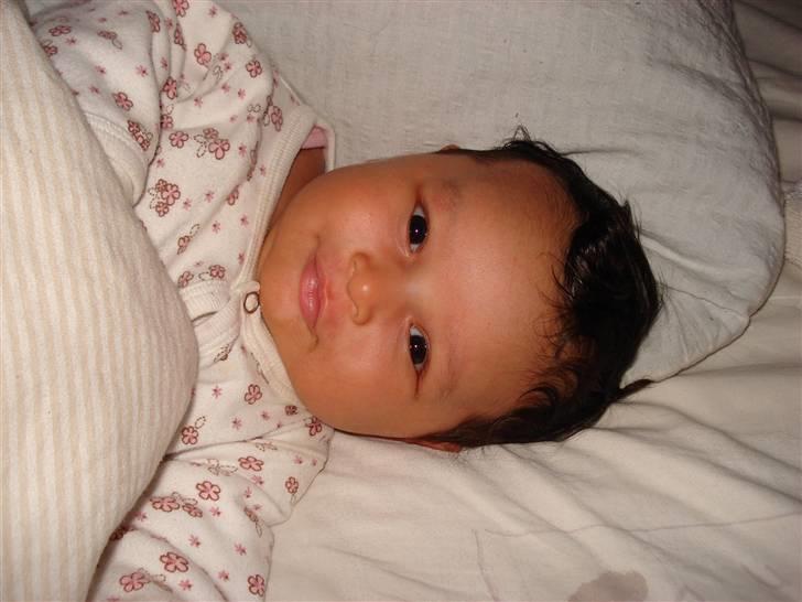 Pige Duaa - Bare glad for at være her. billede 7