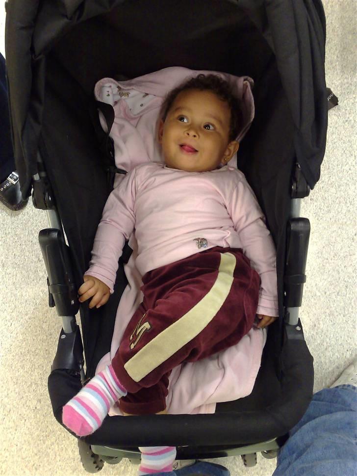 Pige Duaa - Aaah sådan slapper man af! billede 15