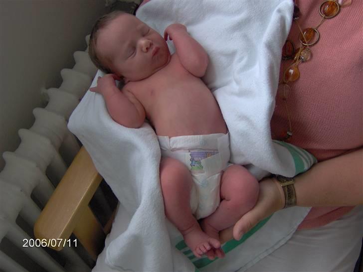 Pige Mathilde Caroline billede 4