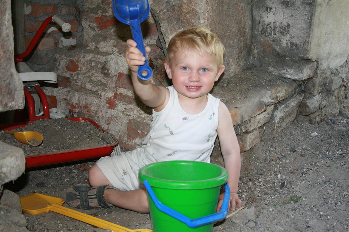 Dreng Oliver - 2 år billede 3