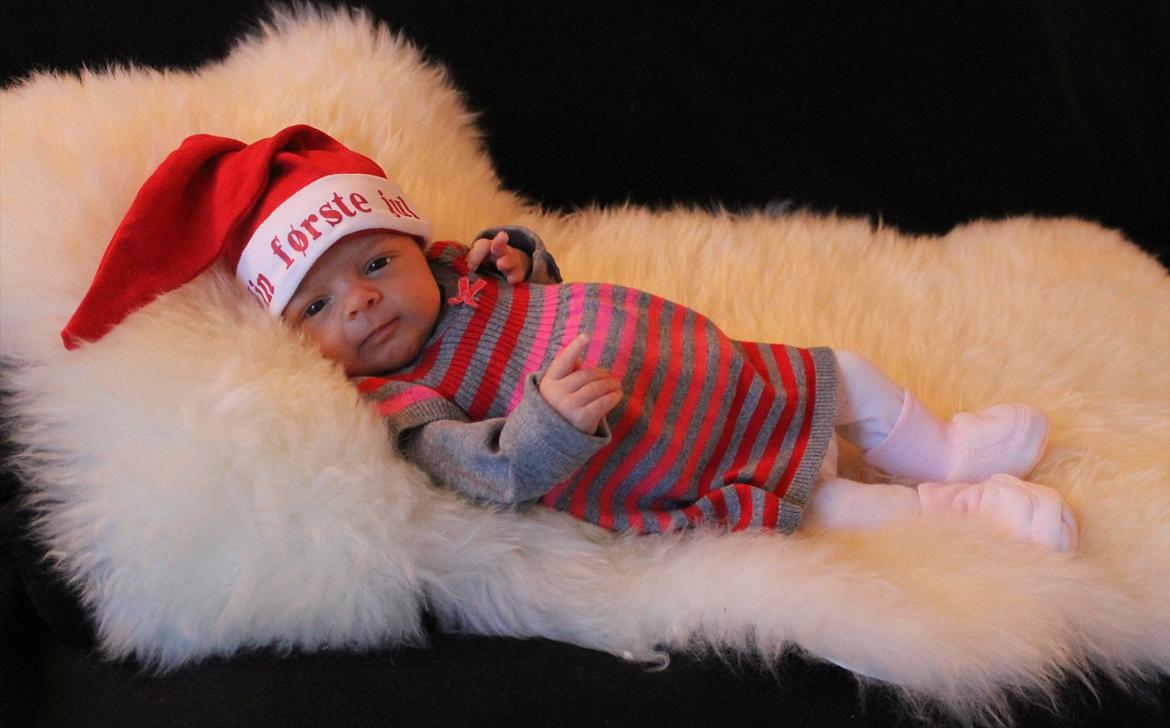 Pige Elina Amalie - Mors Julenisse <3 billede 1