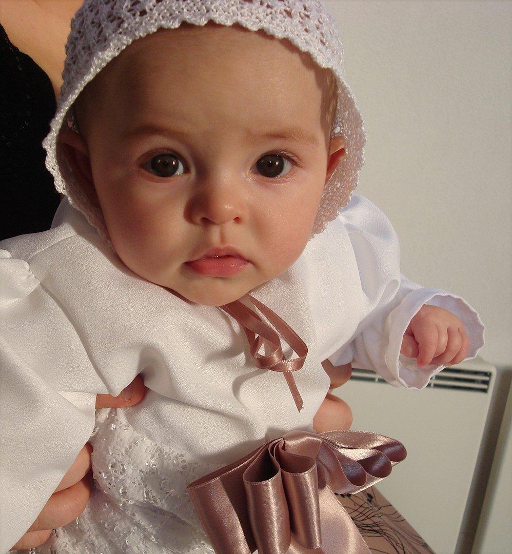 Pige Andrea - Andreas dåb, 4 mdr. gammel billede 11