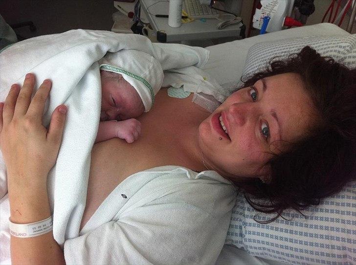 Dreng Silas - Lige født. billede 5